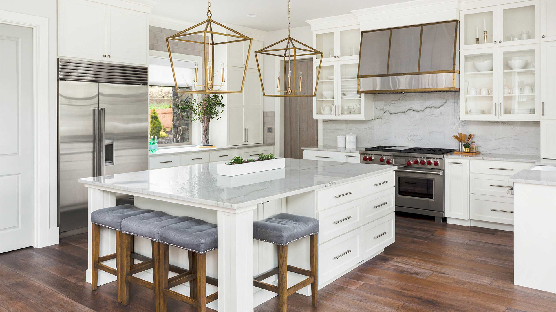 kitchen-with-white-cabinets-and-gold-accents-newport-news-va